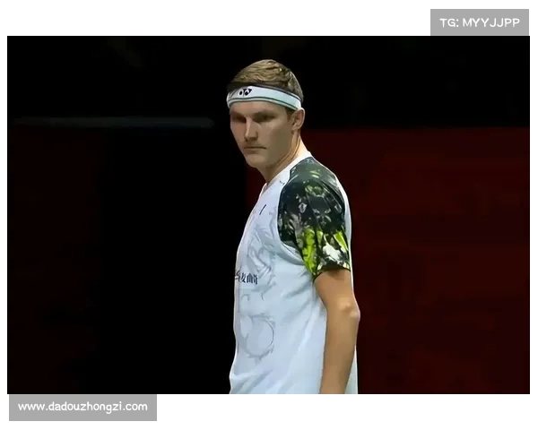 安赛龙凭借网前扑球精彩表现成功夺冠 获泰国羽毛球大师赛男单桂冠